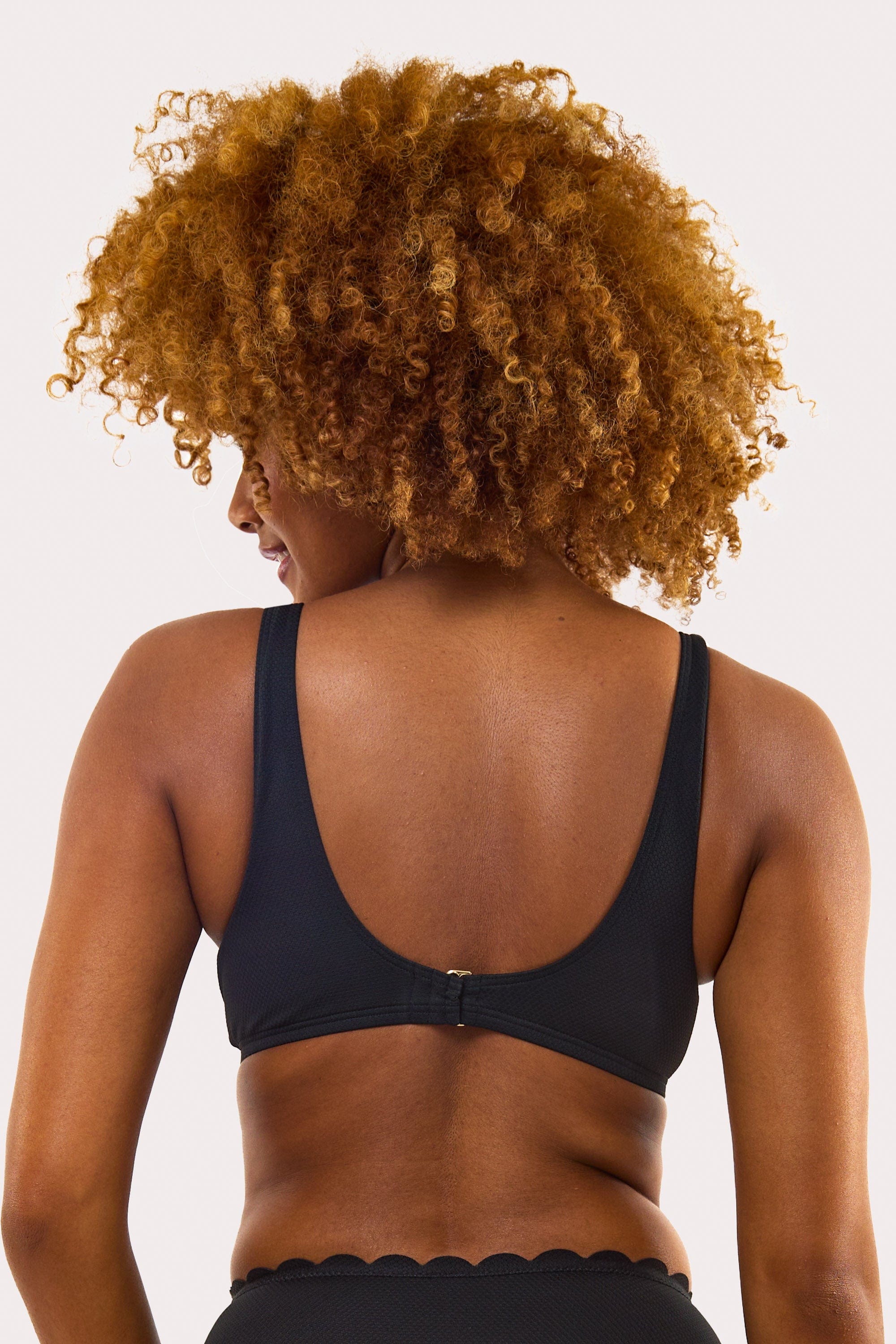 Sophia Mix & Match Fuller Bust Black Scallop Crop Bikini Top thumbnail 2