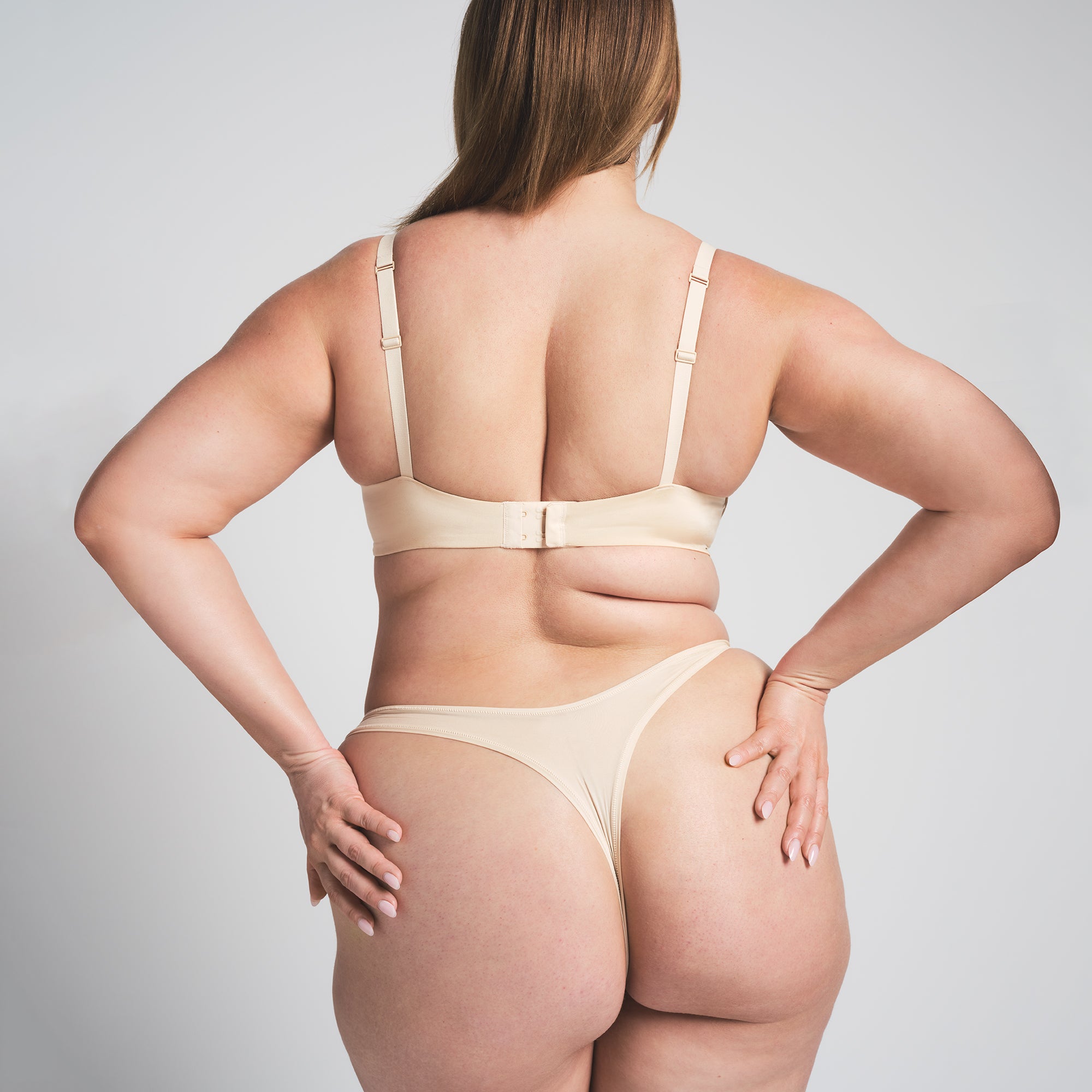 WIRELESS FORM PUSH-UP PLUNGE BRA | SAND thumbnail 3