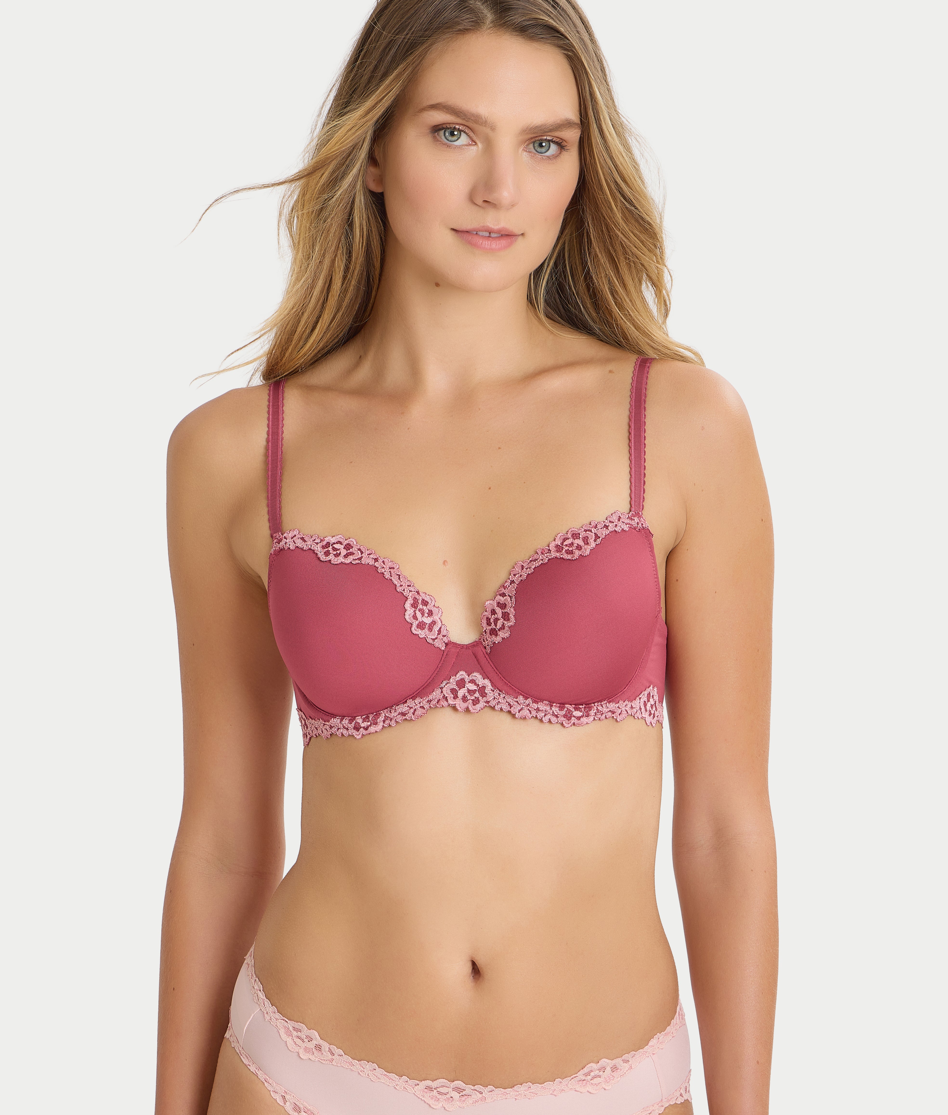 Future Foundation Lace T-Shirt Bra
