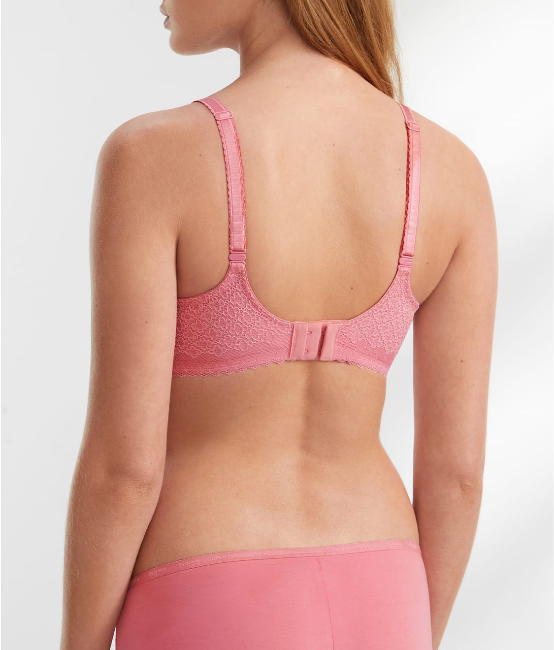 The Wire-Free Smoothing T-Shirt Bra With Lace thumbnail 3