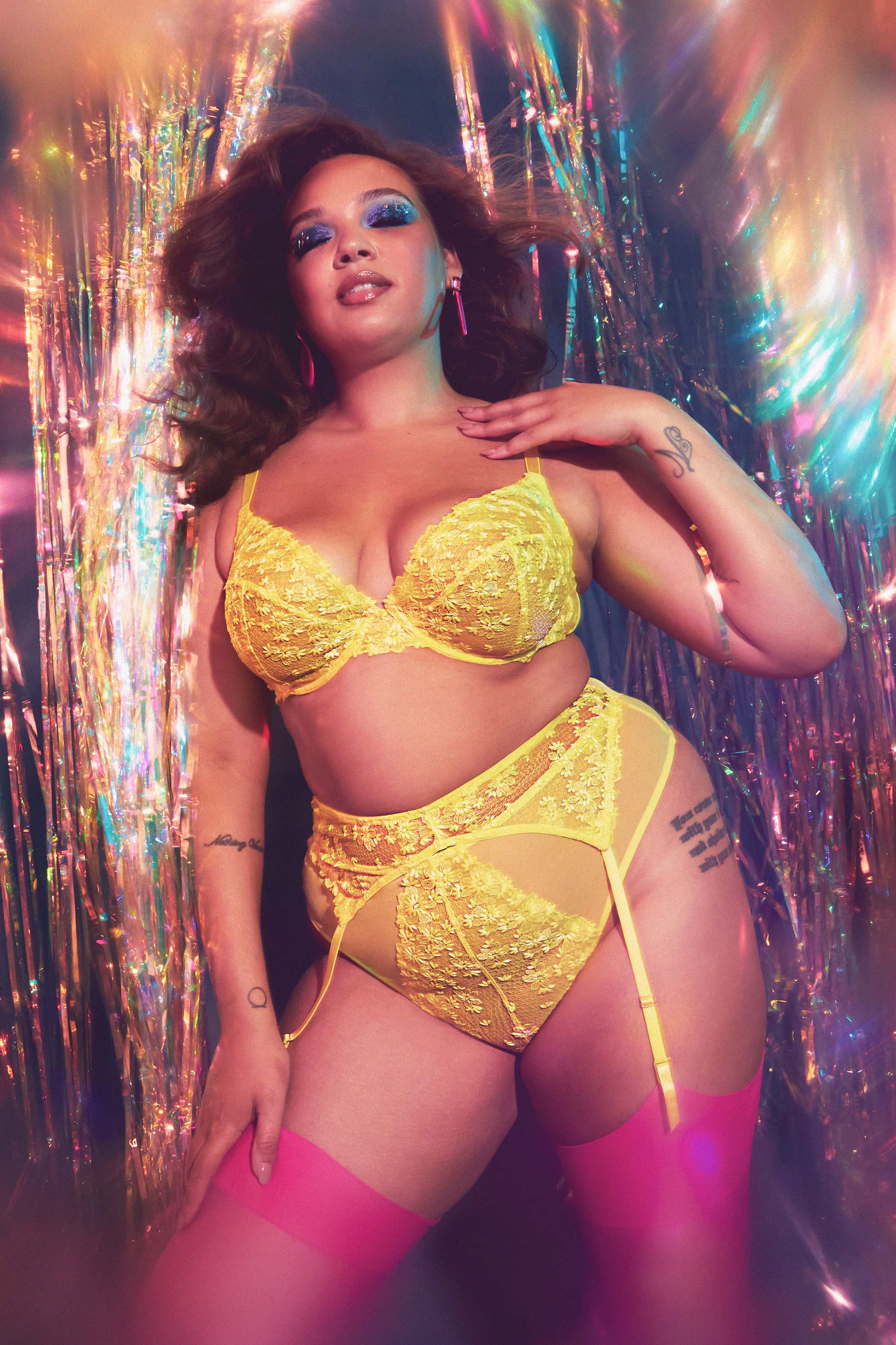 Audre Yellow Embroidery Plunge Bra thumbnail 2