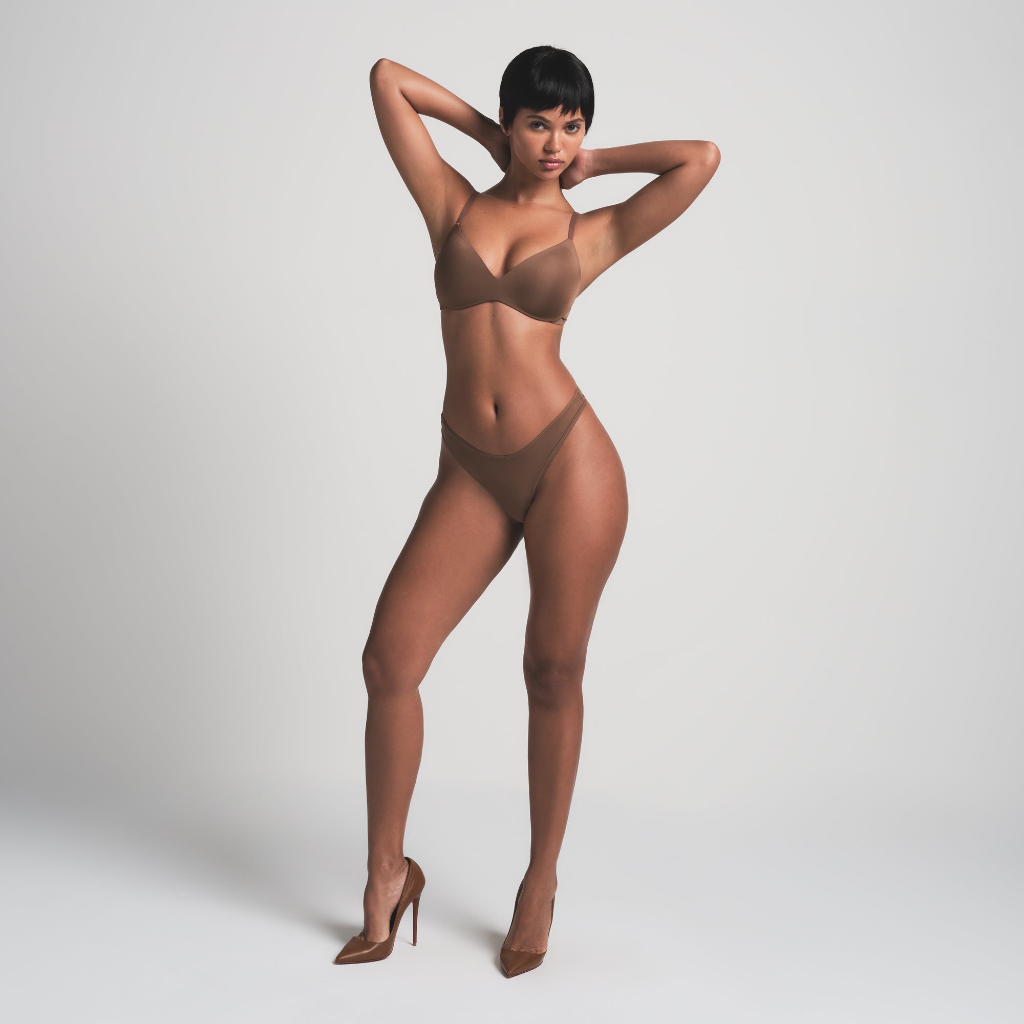WIRELESS FORM PUSH-UP PLUNGE BRA | JASPER thumbnail 2