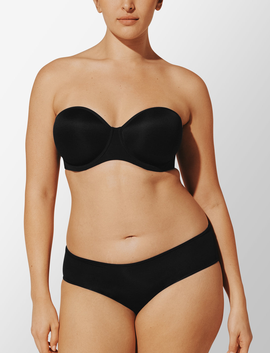 24/7® Classic Strapless Bra thumbnail 2