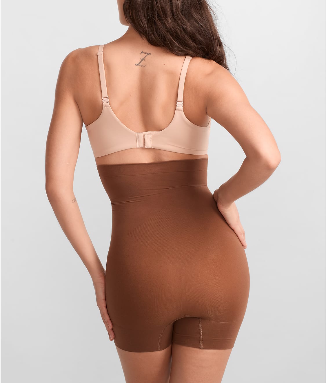 Everyday Seamless High-Waist Shorty thumbnail 2