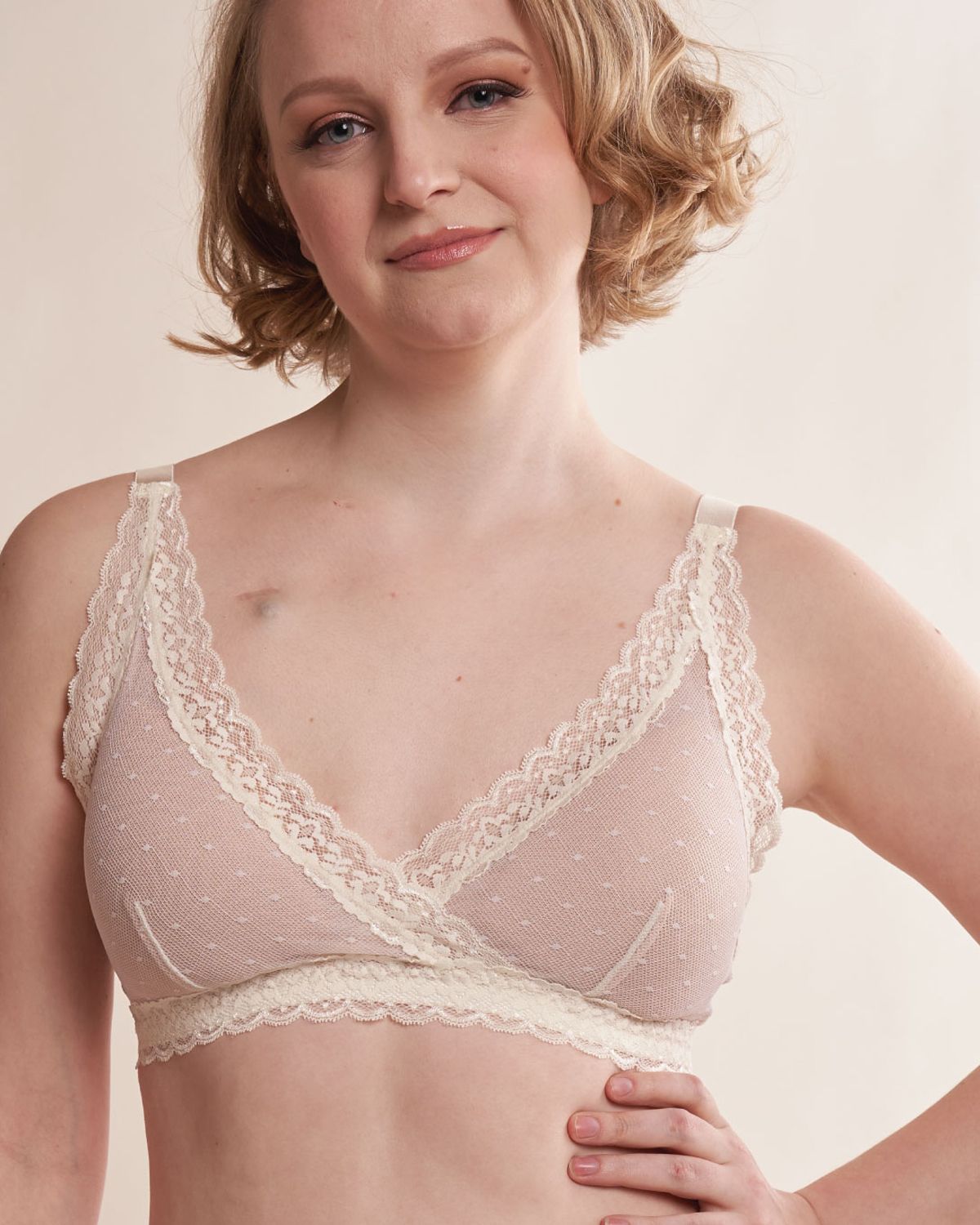 Susan Pocketed Lace Wrap Front Bra thumbnail 2