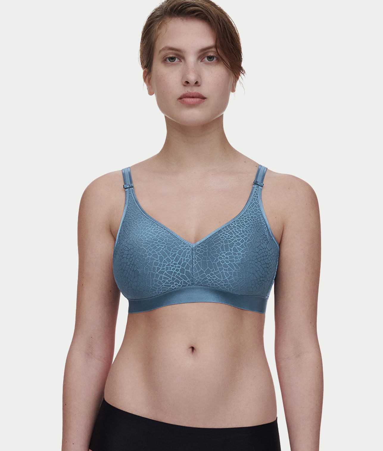 C Magnifique Wire-Free Minimizer Bra