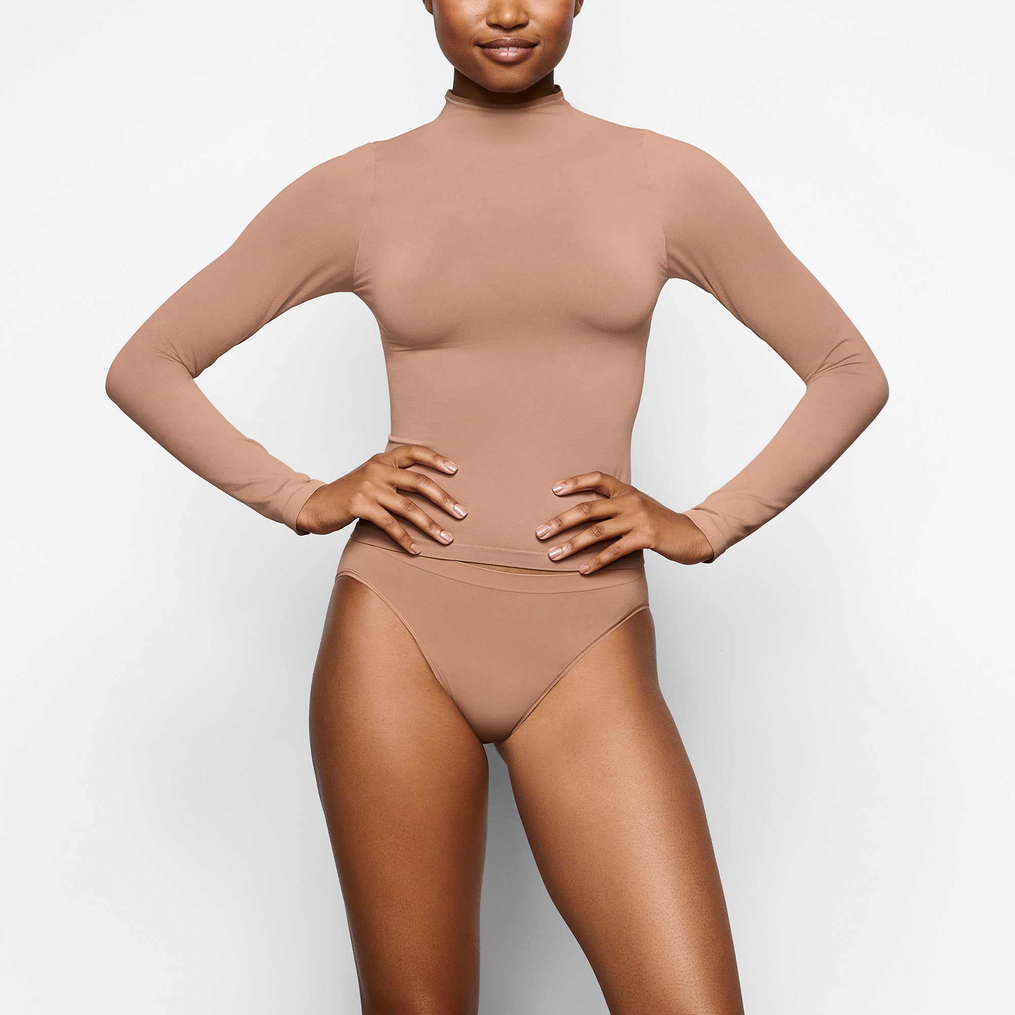 SOFT SMOOTHING SEAMLESS BRIEF | SIENNA thumbnail 2