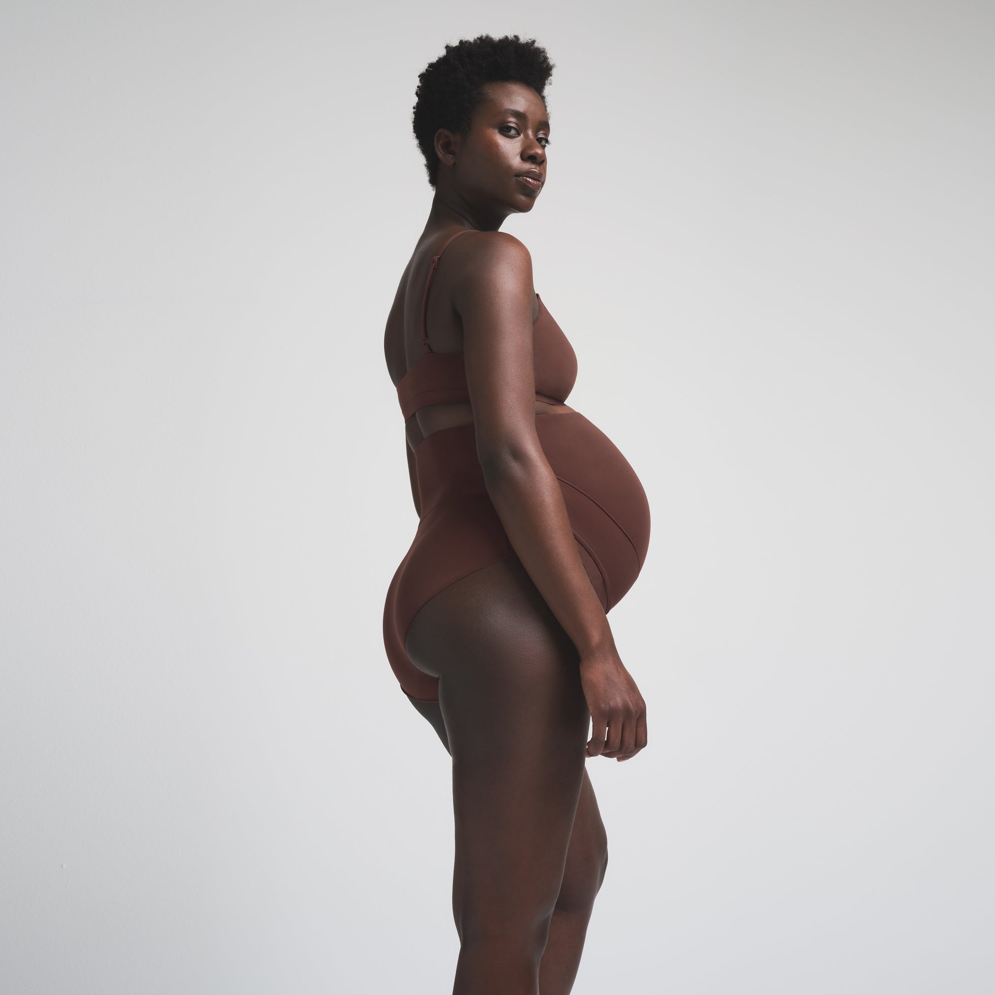 FITS EVERYBODY MATERNITY BANDED HIGH-WAISTED BRIEF | COCOA thumbnail 3