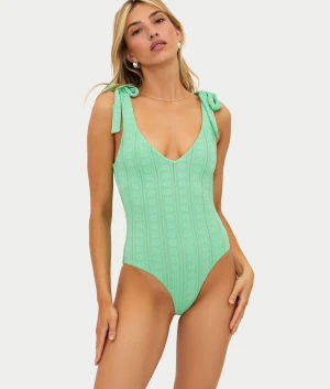 Akira One-Piece