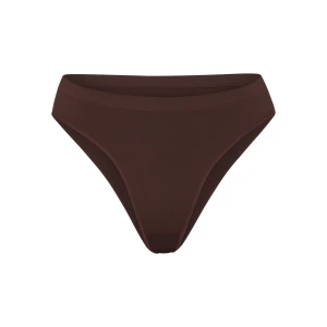 SOFT SMOOTHING SEAMLESS BRIEF | COCOA