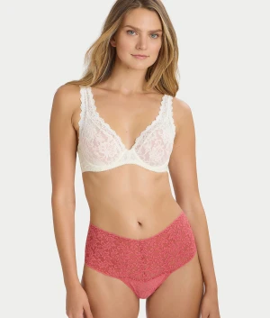 Signature Lace Retro Thong